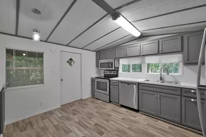 6432 Longmire Road, Conroe, TX 77304 - Photo 5