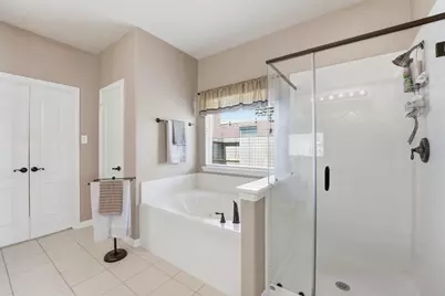 2514 Brittany Lakes Drive, League City, TX 77573 - Photo 15