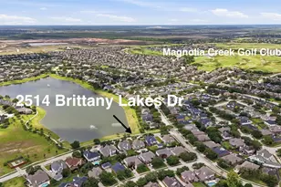 2514 Brittany Lakes Dr, League City, TX 77573 - Photo 31
