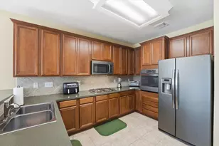 2514 Brittany Lakes Dr, League City, TX 77573 - Photo 7