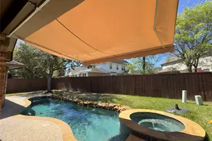 179 Hearthshire Cir, The Woodlands, TX 77354 - Photo 39