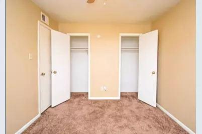 3025 Waller St, Waller, TX 77484 - Photo 5