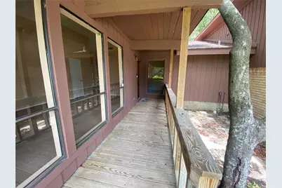 24600 Darkwood Court, Huntsville, TX 77320 - Photo 7