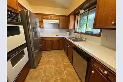 24600 Darkwood Court, Huntsville, TX 77320 - Photo 11