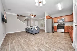 10347 Panther Point Dr, Houston, TX 77099 - Photo 7