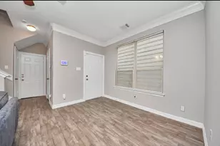 10347 Panther Point Dr, Houston, TX 77099 - Photo 5
