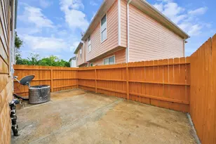 10347 Panther Point Dr, Houston, TX 77099 - Photo 37