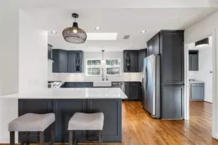 3625 Ascot Ln, Houston, TX 77092 - Photo 11