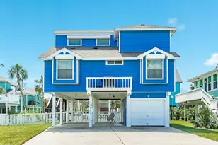13711 Pirates Beach Blvd, Galveston, TX 77554 - Photo 1
