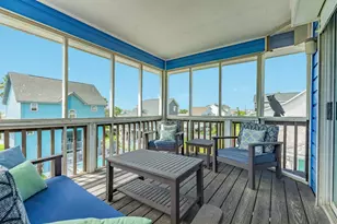 13711 Pirates Beach Blvd, Galveston, TX 77554 - Photo 3