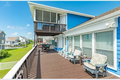 13711 Pirates Beach Boulevard, Galveston, TX 77554 - Photo 7