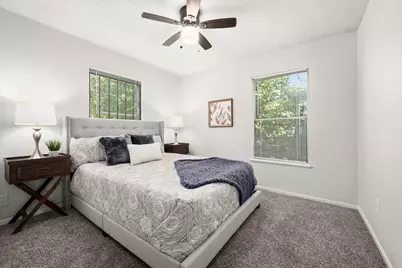 5219 Myrtlewood Street, Houston, TX 77033 - Photo 21