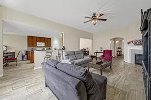 9920 Climbing Tree St, Conroe, TX 77385 - Photo 5