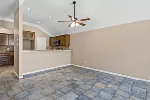11353 Windlass Ln, Willis, TX 77318 - Photo 9