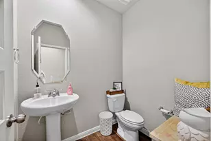 13009 Leisure Cove Dr, La Marque, TX 77568 - Photo 17