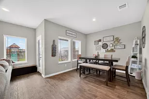 13009 Leisure Cove Dr, La Marque, TX 77568 - Photo 11