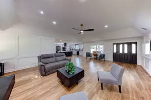4710 Sylvia Ln, Manvel, TX 77578 - Photo 7