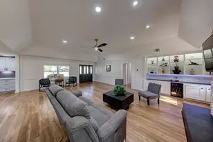 4710 Sylvia Ln, Manvel, TX 77578 - Photo 9
