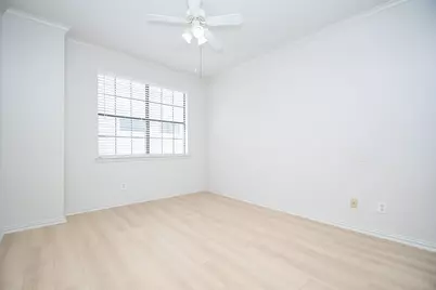 9400 Bellaire Boulevard #607, Houston, TX 77036 - Photo 15