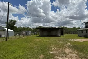 3811 Judge Beto Garza Dr, Mercedes, TX 78570 - Photo 17