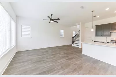 10916 Keaton Landing Drive, Houston, TX 77043 - Photo 7