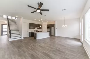 10916 Keaton Landing Dr, Houston, TX 77043 - Photo 5