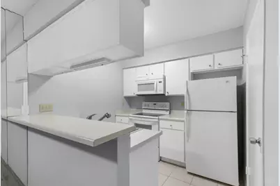 2100 Wilcrest Drive #226, Houston, TX 77042 - Photo 15