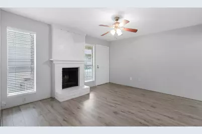 2100 Wilcrest Drive #226, Houston, TX 77042 - Photo 9