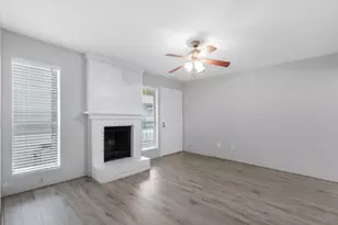 2100 Wilcrest Dr, Houston, TX 77042 - Photo 9