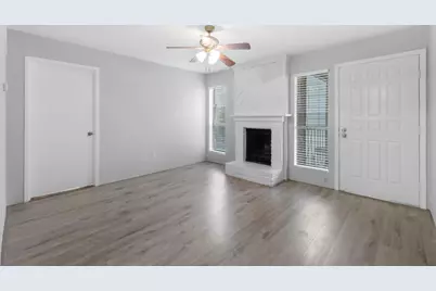2100 Wilcrest Drive #226, Houston, TX 77042 - Photo 7