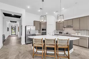 423 Bartlett St, Webster, TX 77598 - Photo 9