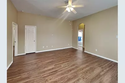 4642 Early Autumn Court, Humble, TX 77396 - Photo 5