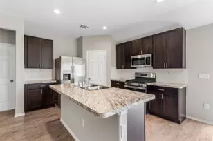 20942 Canary Wood Ln, New Caney, TX 77357 - Photo 9