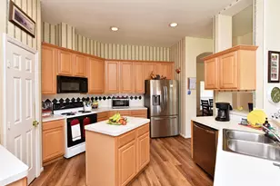3226 Stratford Pointe Dr, Sugar Land, TX 77498 - Photo 5