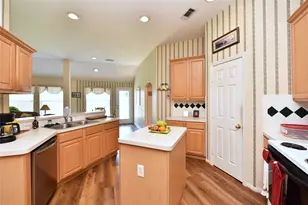 3226 Stratford Pointe Dr, Sugar Land, TX 77498 - Photo 7