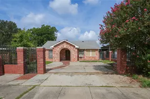 7613 Appleton St, Houston, TX 77022 - Photo 1