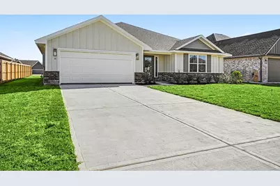 16 Keystone Court, Angleton, TX 77515 - Photo 3