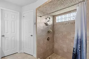 7107 Mission Bay Dr, Houston, TX 77083 - Photo 19