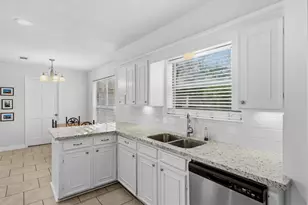 7107 Mission Bay Dr, Houston, TX 77083 - Photo 11