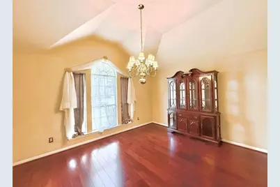 8514 Spotslyvania Lane, Houston, TX 77083 - Photo 3