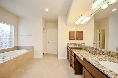 28651 Pleasant Forest Drive, Katy, TX 77494 - Photo 27