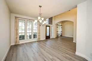 28651 Pleasant Forest Dr, Katy, TX 77494 - Photo 5