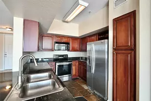 7575 Kirby Dr, Houston, TX 77030 - Photo 13