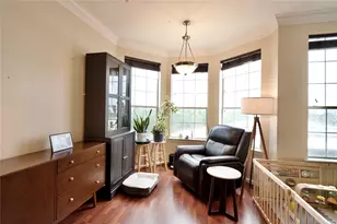 7575 Kirby Dr, Houston, TX 77030 - Photo 1