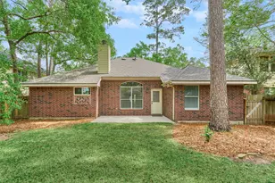 27 E Russet Grove Cir, The Woodlands, TX 77384 - Photo 33