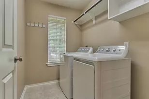 27 E Russet Grove Cir, The Woodlands, TX 77384 - Photo 29