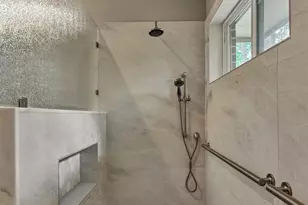 27 E Russet Grove Cir, The Woodlands, TX 77384 - Photo 23