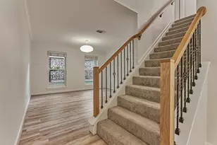 26 Sylvan Forest Dr, The Woodlands, TX 77381 - Photo 7