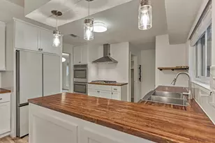 26 Sylvan Forest Dr, The Woodlands, TX 77381 - Photo 23