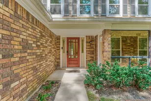 26 Sylvan Forest Dr, The Woodlands, TX 77381 - Photo 3